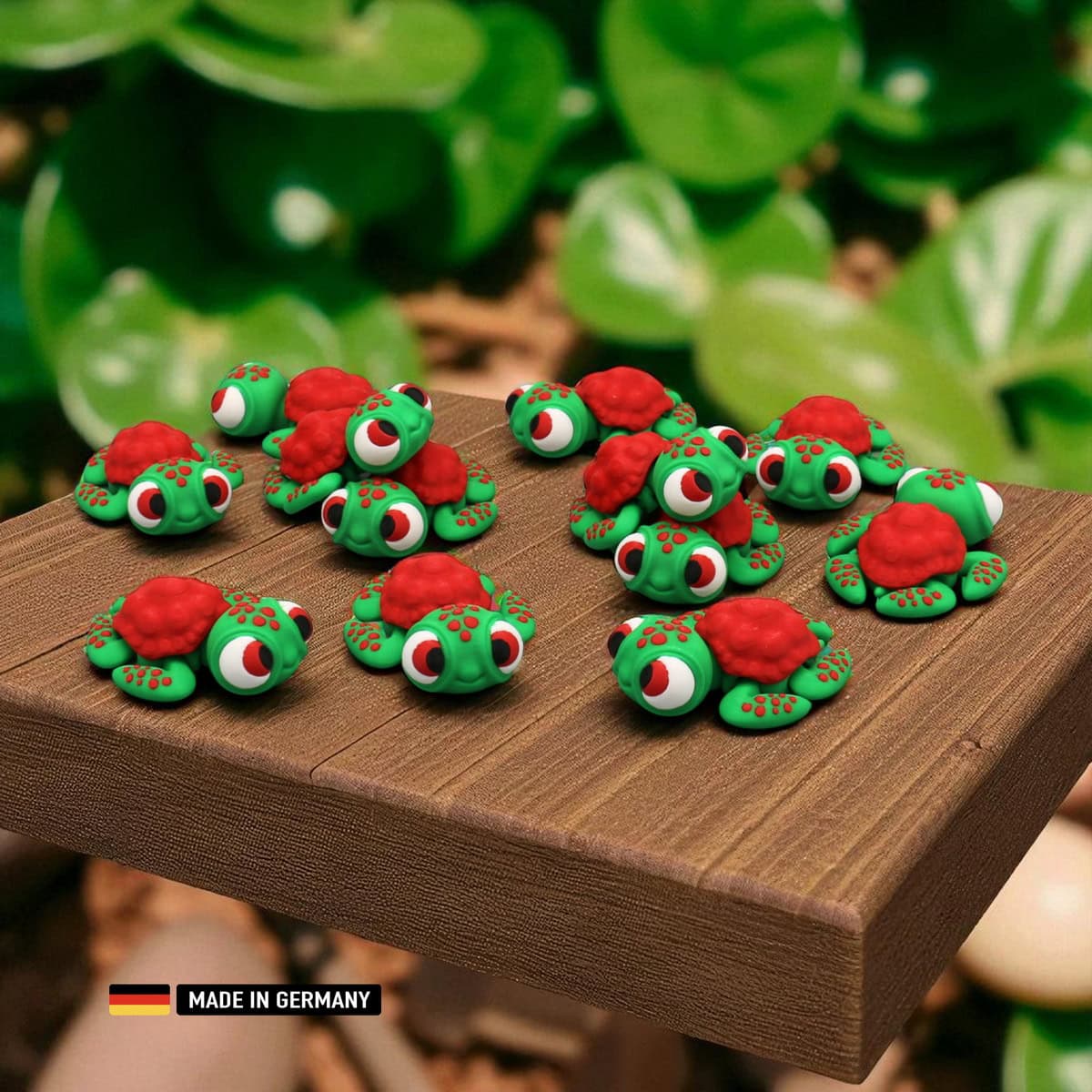 mini schildkrötenfigur mit großen augen, bewegliche gelenke bunte figur dekoration