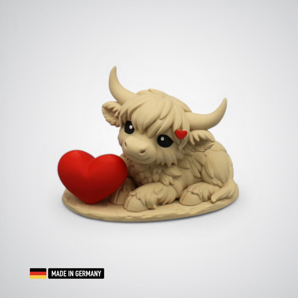highland rind mit großem herz / liebesgeschenk tierfigur hochland rind chibby