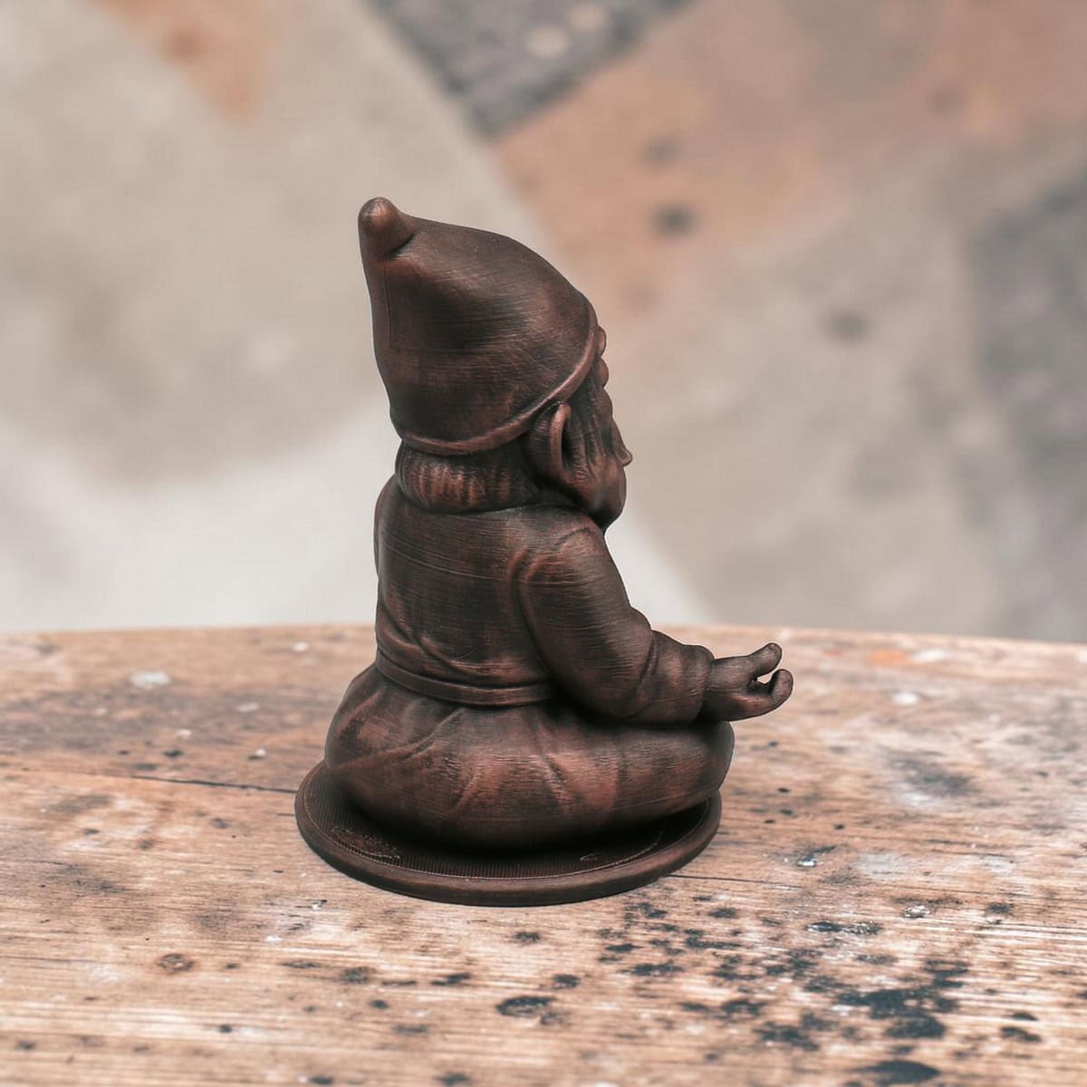 meditationsgnom brushes figur metallic handveredelt zen deko für garten & blumen