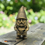 barista gnom / zwerg mit kaffee – handveredelte figur 140 mm brushes