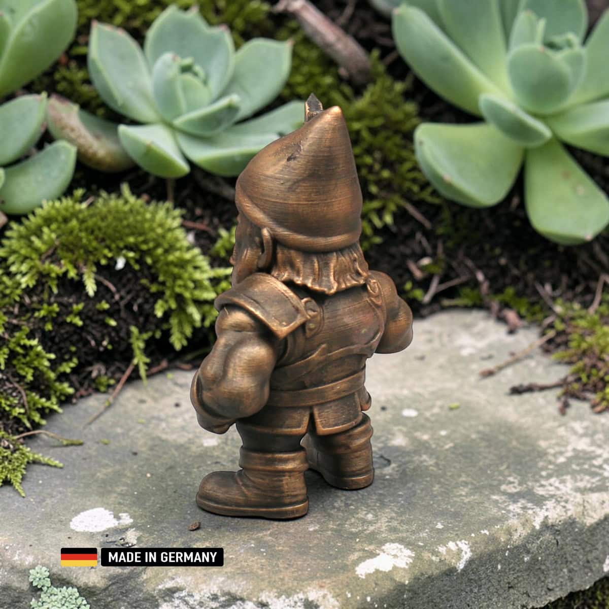 badass gnom der furchtlose krieger – dekofigur für garten, beet und fensterbank