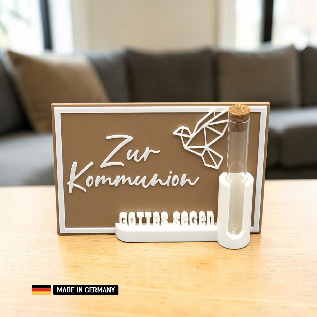 stehkarte: zur kommunion gottes segen mit reagenzglas als geschenkbox