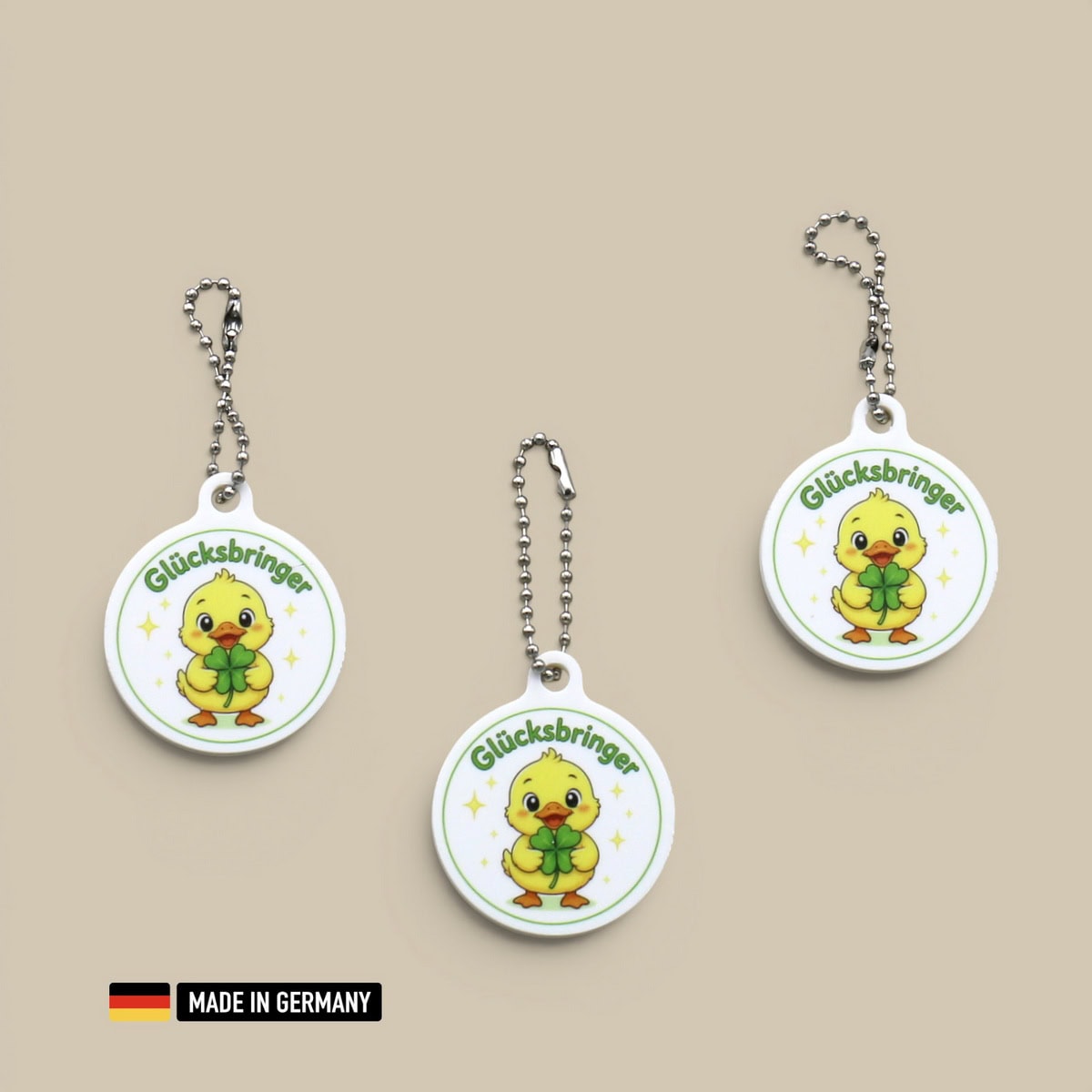 küken glücksbringer schlüsselanhänger mit kleeblatt und sternen
