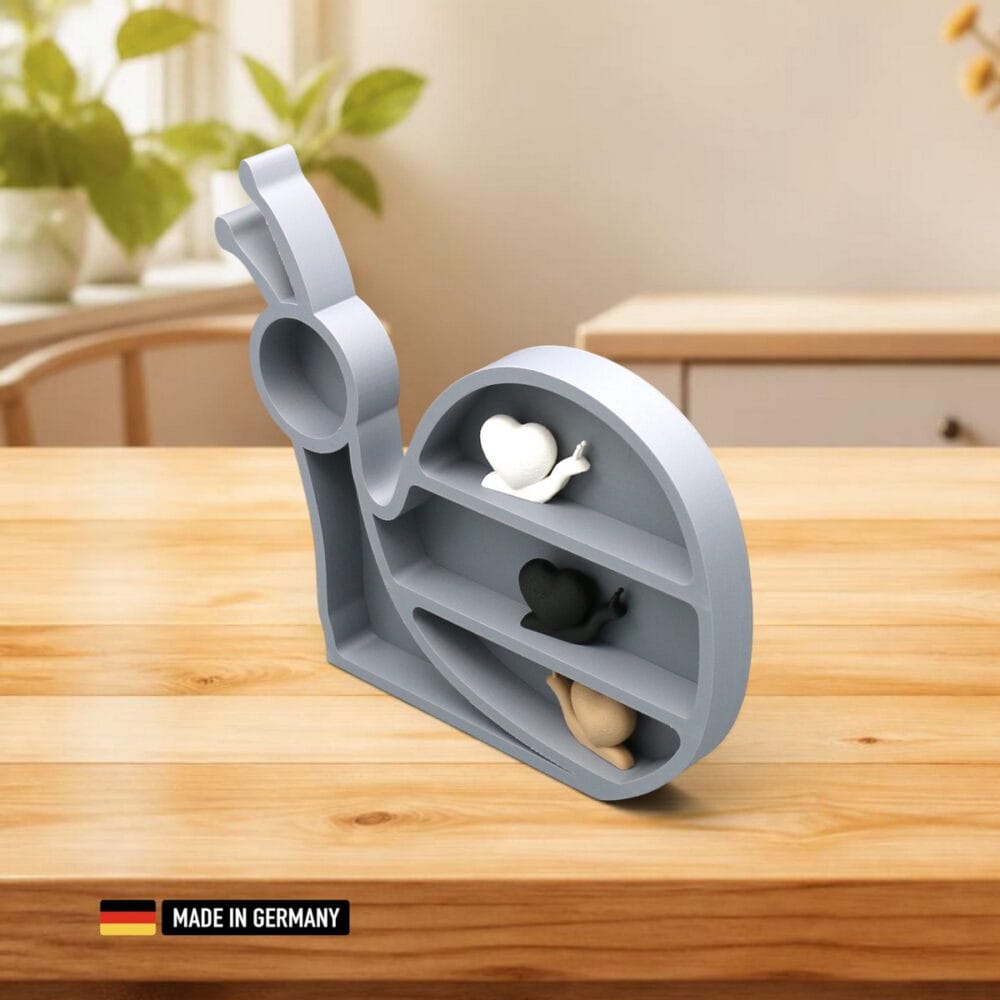 schnecken display regal mit 3 deko schnecken – aufsteller für kleine figuren