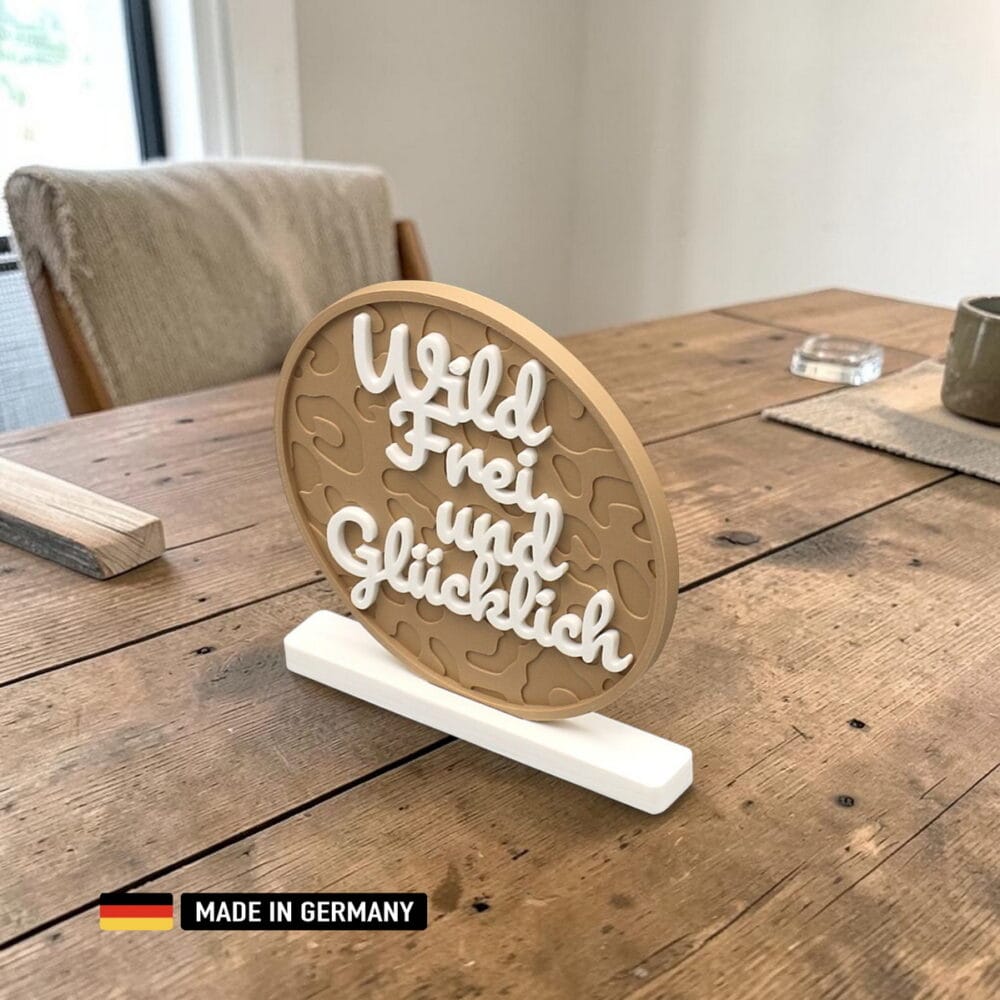 wild, frei & glücklich stehkarte – dekoratives schriftzugschild zum aufstellen