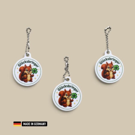eichhörnchen glücksbringer schlüsselanhänger – waldtier mit glücks kleeblatt