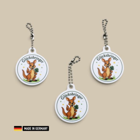 känguruh baby glücksbringer schlüsselanhänger mit glücks kleeblatt